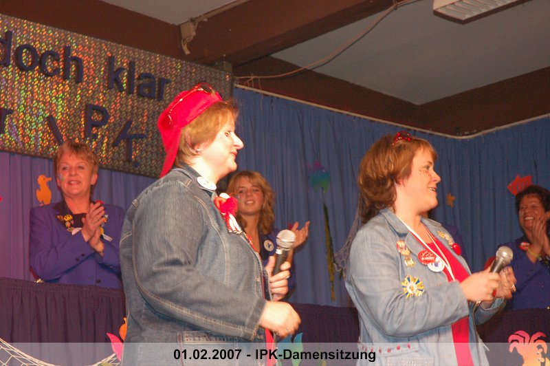 072.jpg