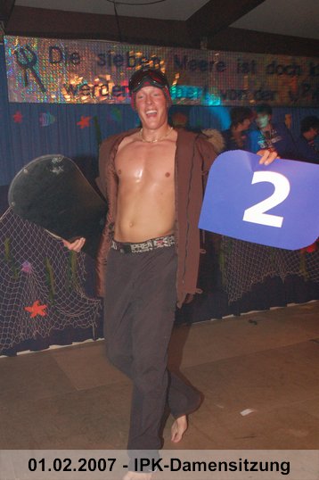 143.jpg