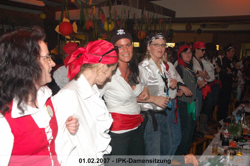 156.jpg