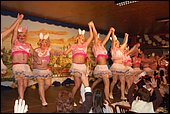 067.jpg