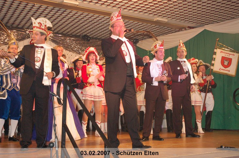050.jpg