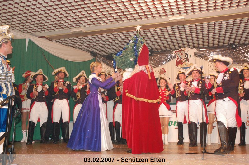 071.jpg