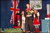 051.jpg