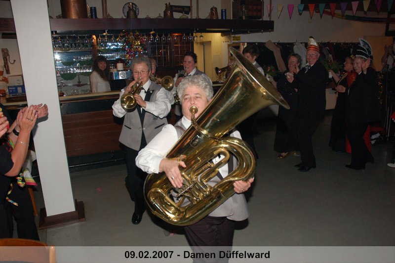 087.jpg