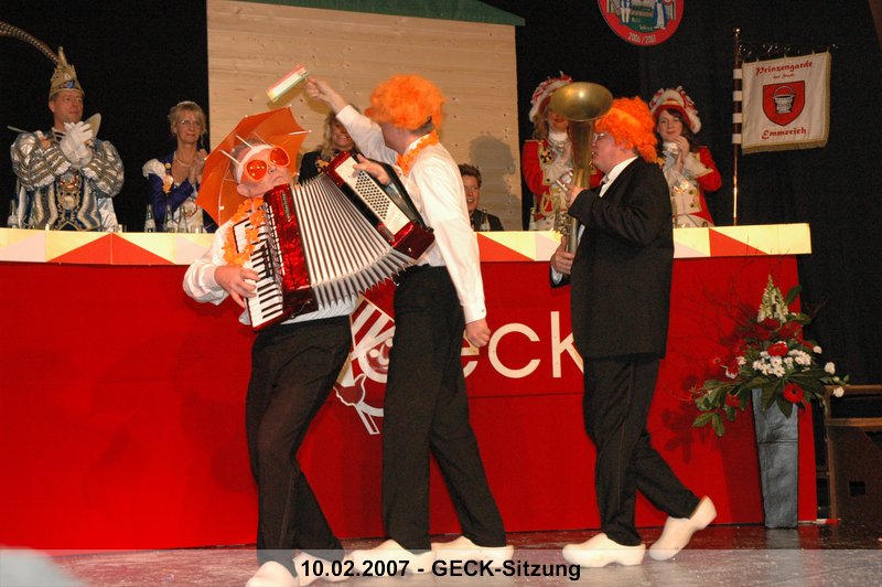 275.jpg
