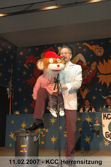 057.jpg