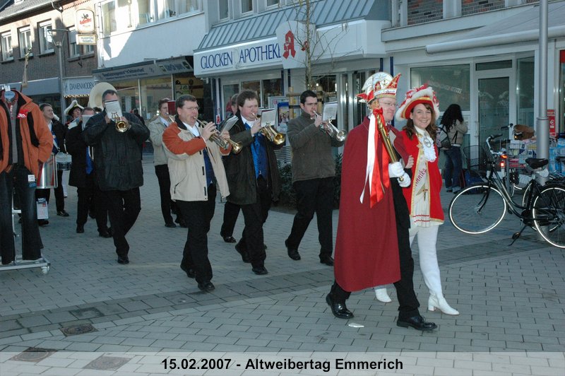 060.jpg