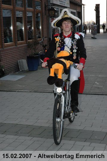 215.jpg