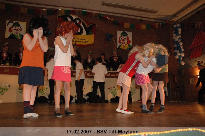 074.jpg
