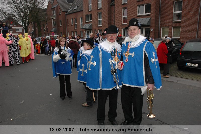 097.jpg