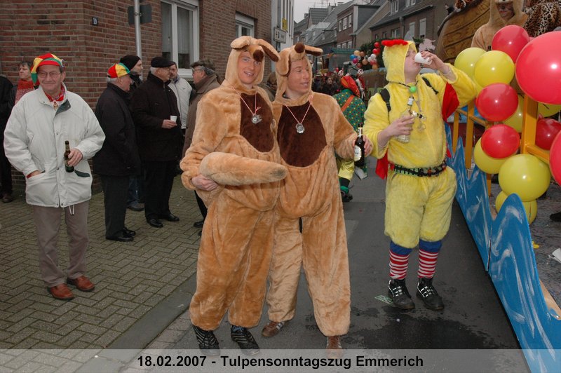 102.jpg