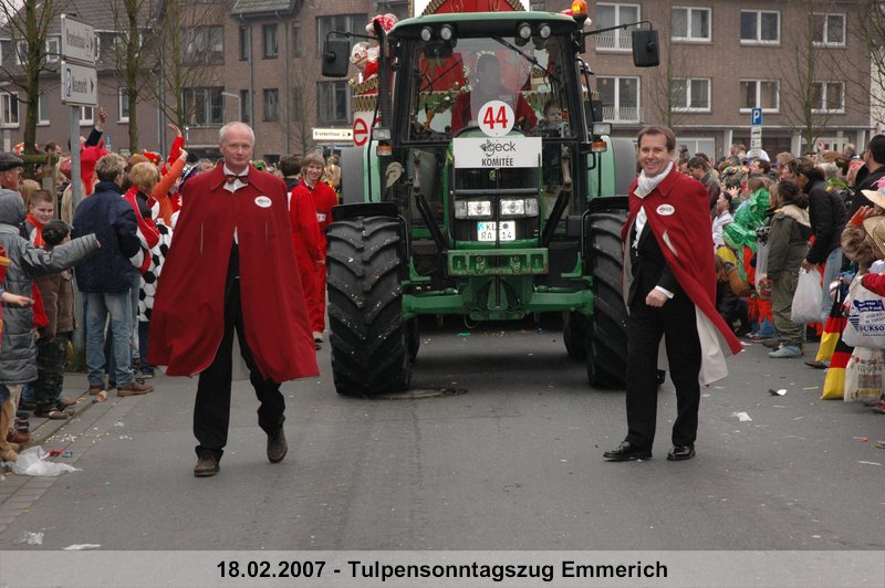 166.jpg