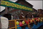 076.jpg