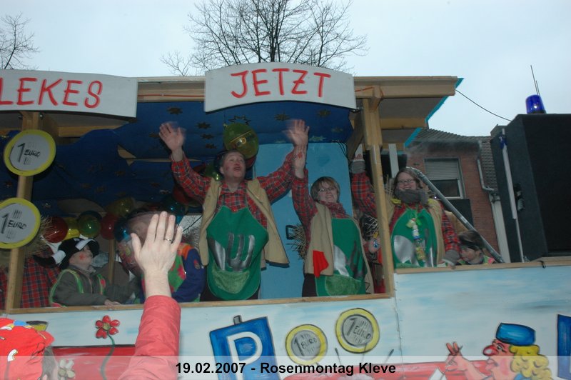 060.jpg