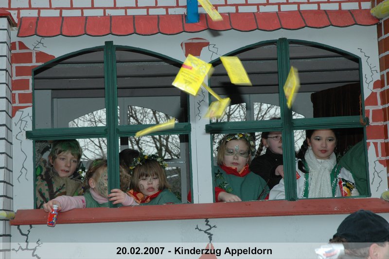 030.jpg