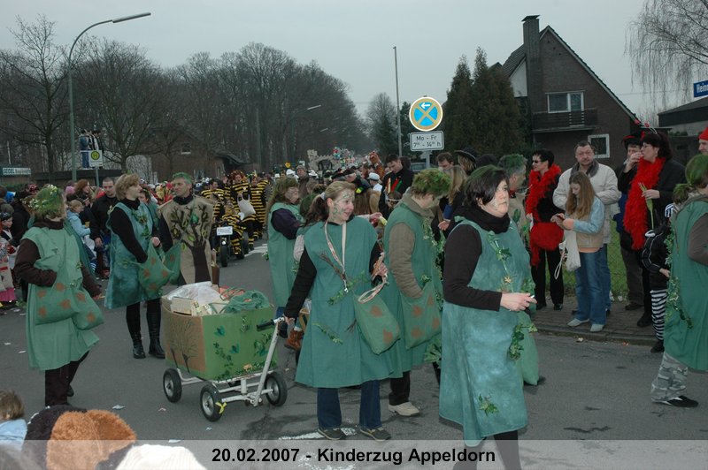 032.jpg