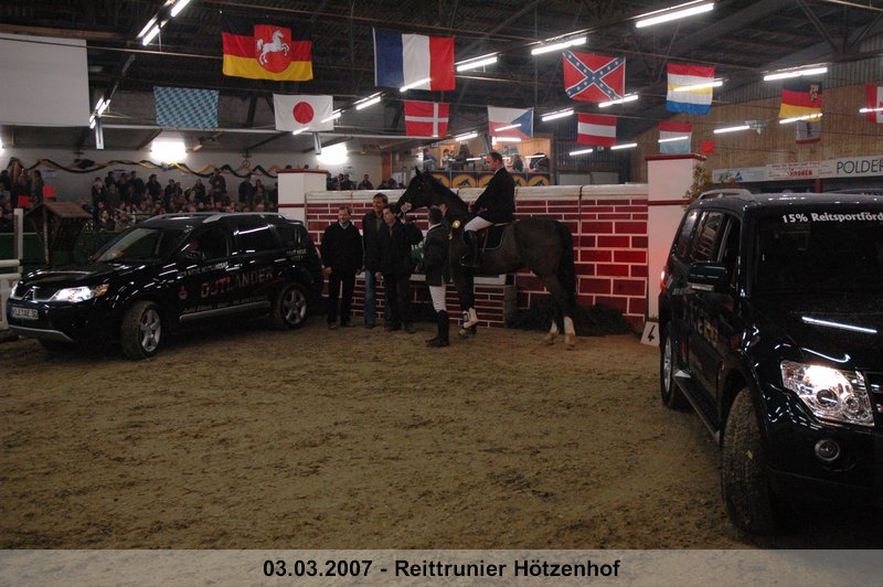 072.jpg