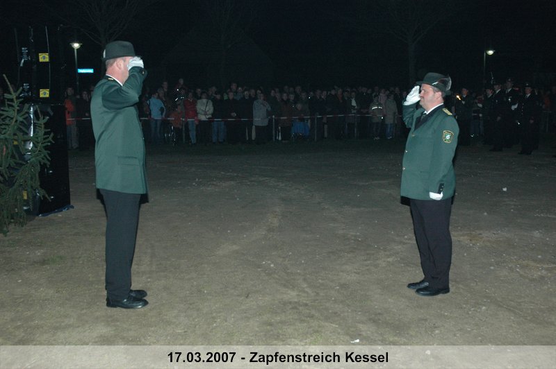 041.jpg