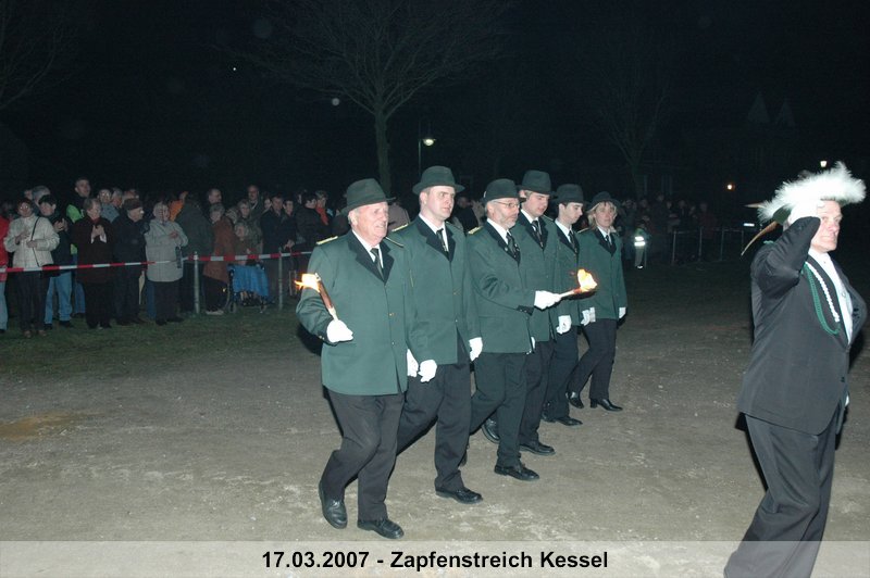 052.jpg