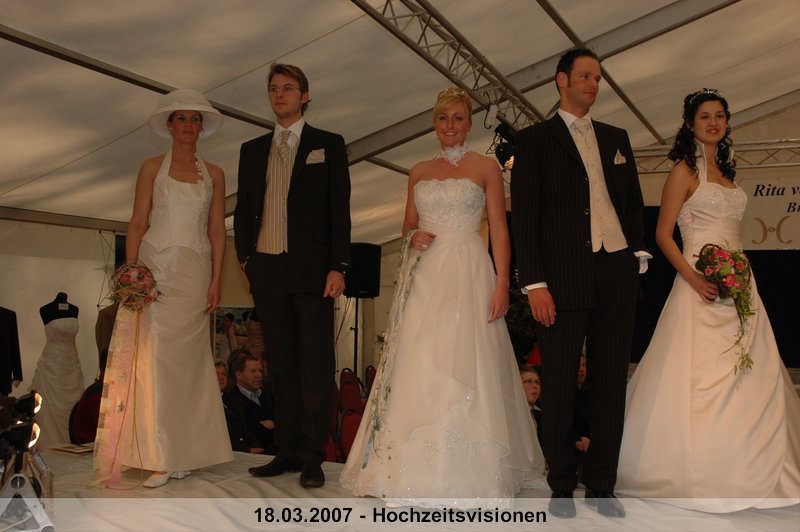 070.jpg