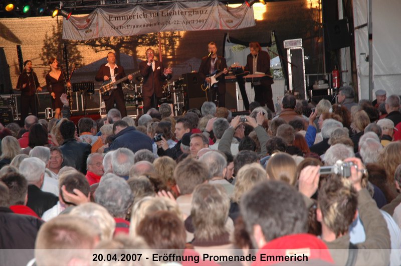 097.jpg
