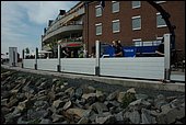 053.jpg