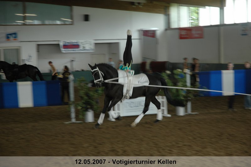 010.jpg