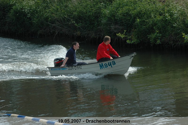 050.jpg