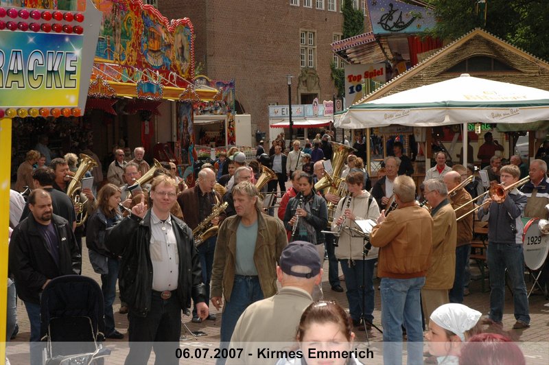 010.jpg
