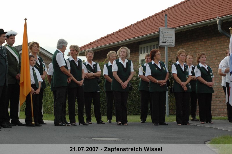 040.jpg