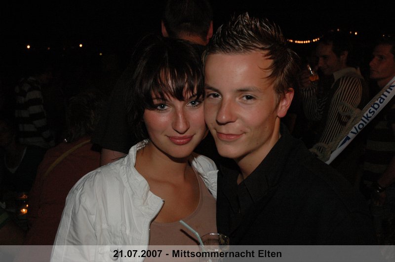 063.jpg