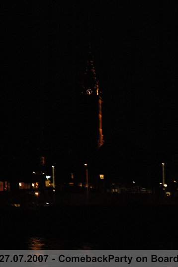050.jpg