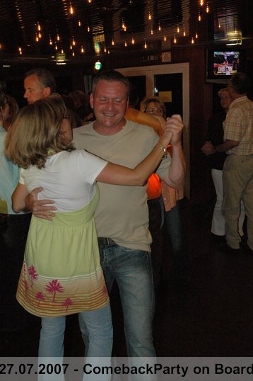 070.jpg