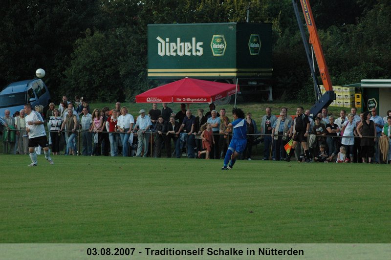 045.jpg