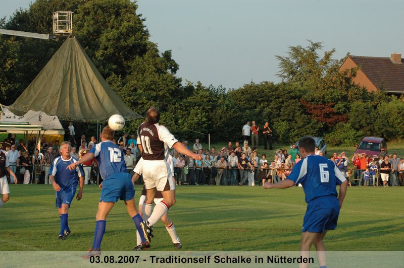 060.jpg