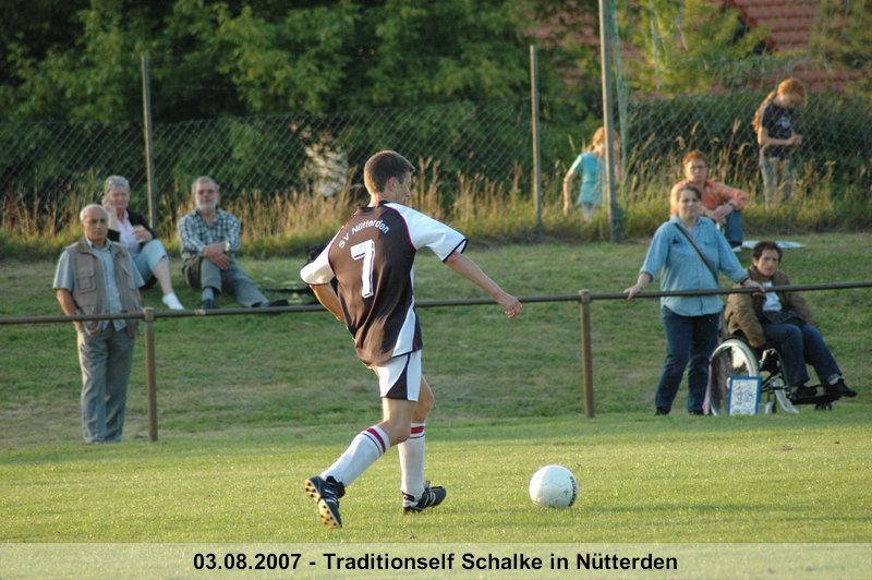062.jpg