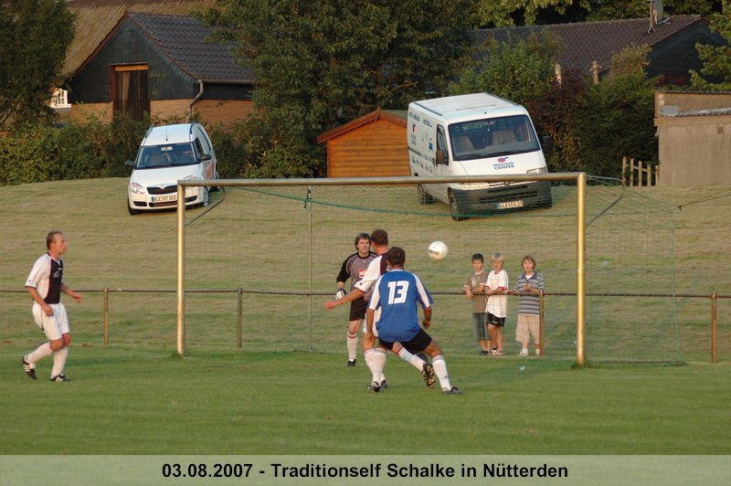 082.jpg