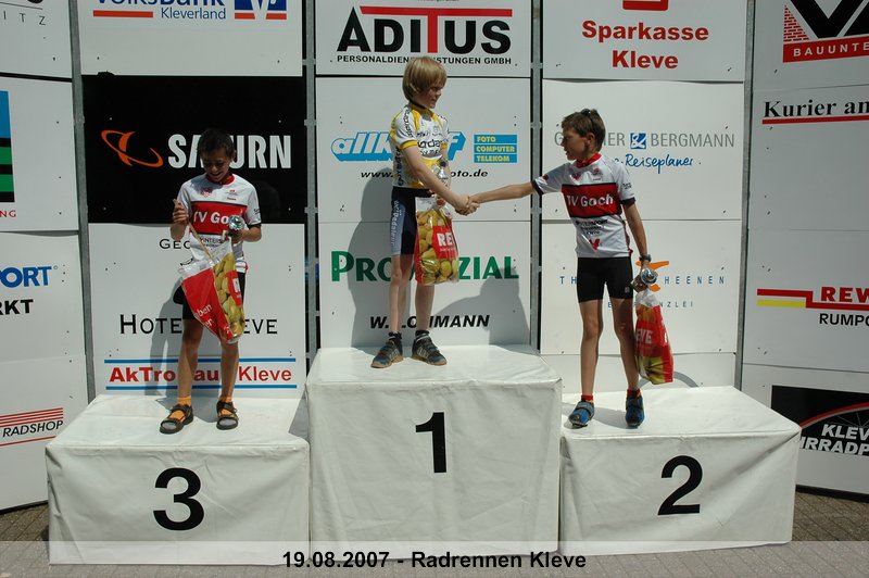 103.jpg