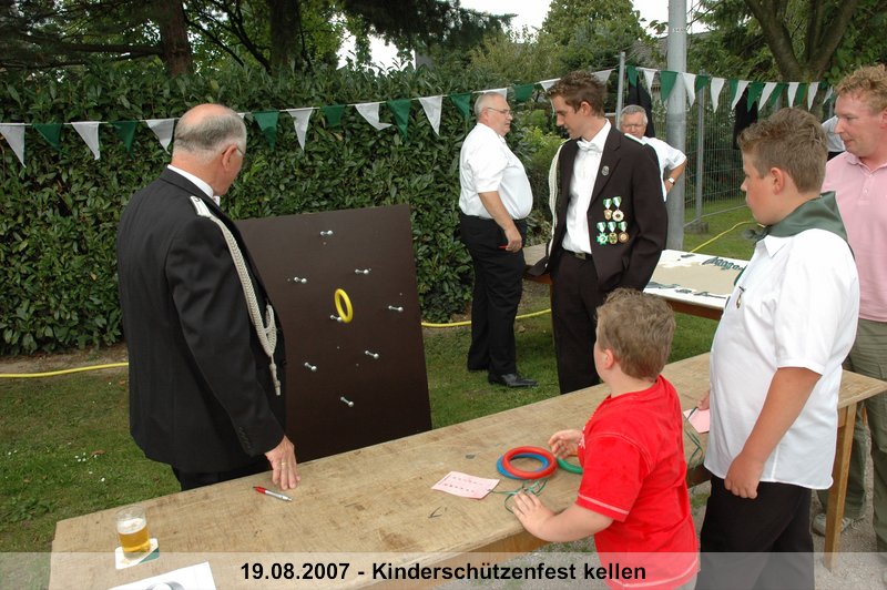 044.jpg