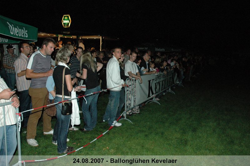 040.jpg