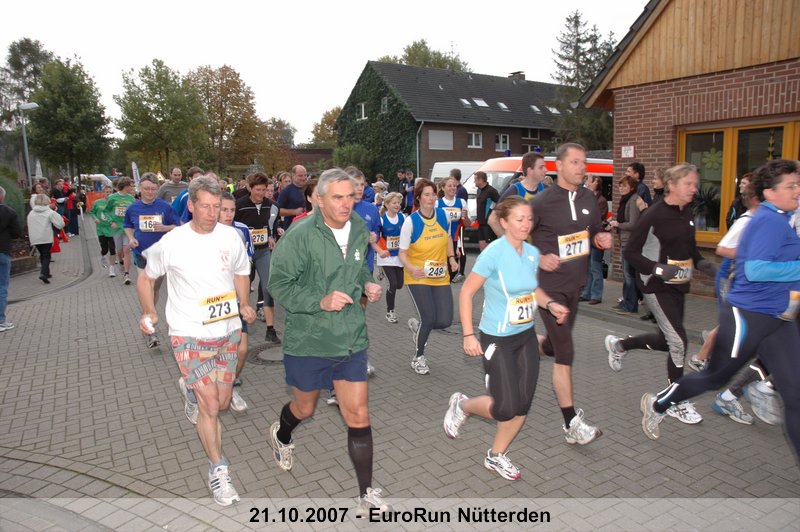 010.jpg