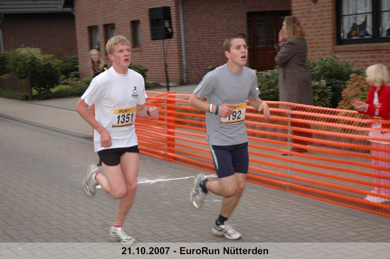 030.jpg