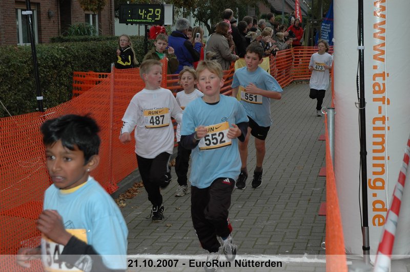 064.jpg